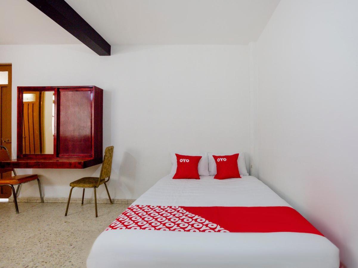 Oyo Hotel Emperador, Oaxaca Zewnętrze zdjęcie